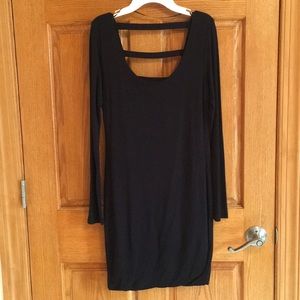 Black Dress w Detailed Back